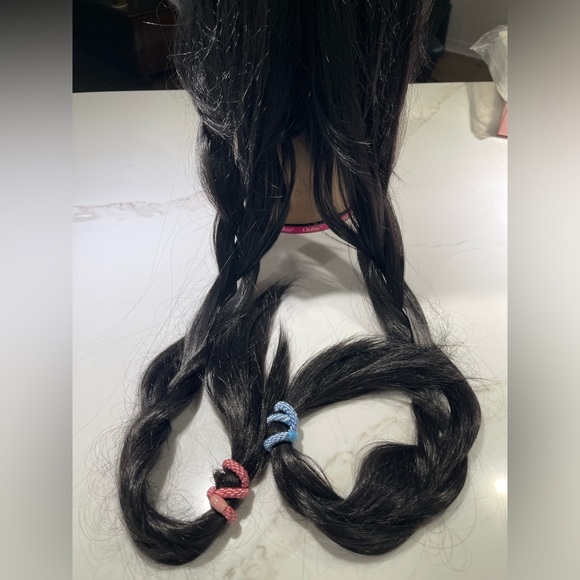 HAIR, 40” long, straight, bangs/layered at front.  Jet black - Picture 6 of 12